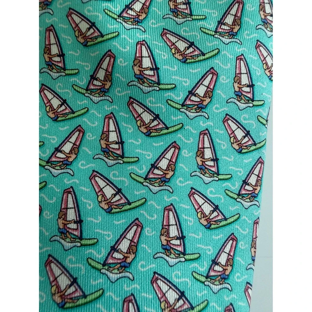 Vineyard Vines Mens Silk Tie Windsurfing‎ Nautical Print Martha's Vineyard 60'